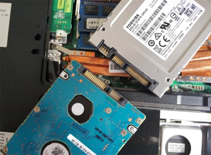 机械硬盘和SSD