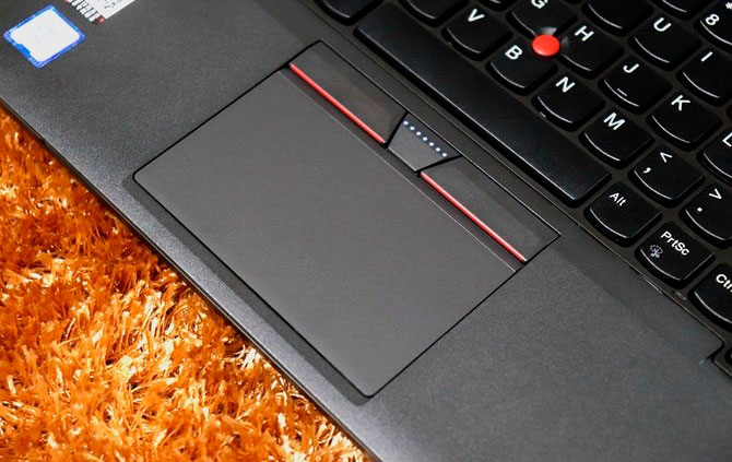 ThinkPad L470整机尺寸为339mm x 235mm x 23.9mm